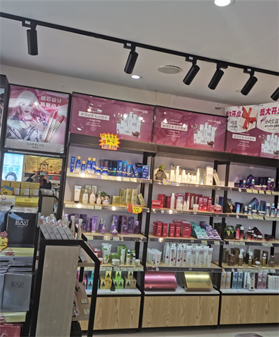 宾阳美妆美爆潮品店在哪怎么去_如何开化妆品店_爱格优品美妆店