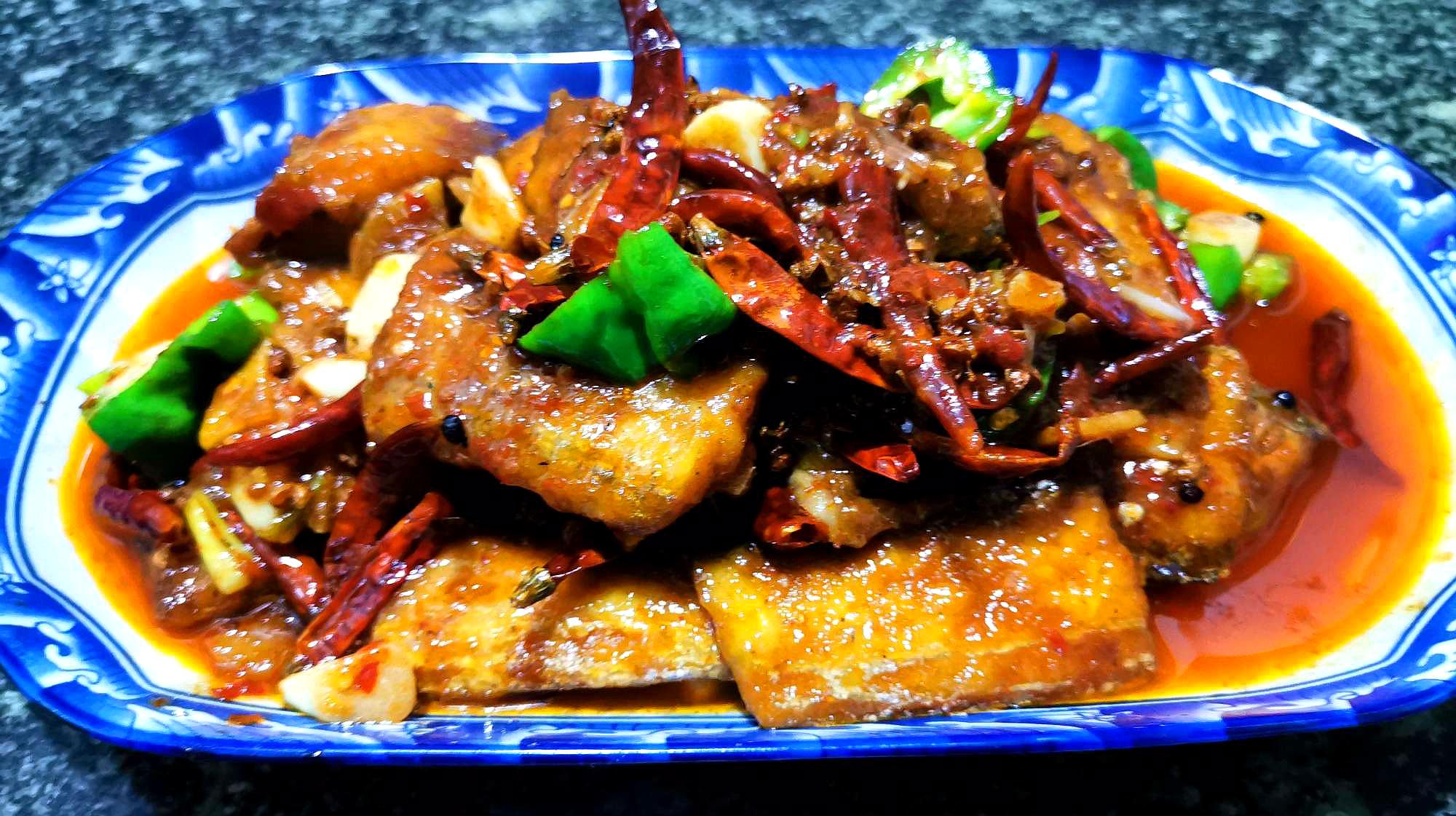 图片[1]-【豆干烧带鱼】做法步骤图 解馋过瘾超美味 孩子们嚷着吃不够-起舞食谱网