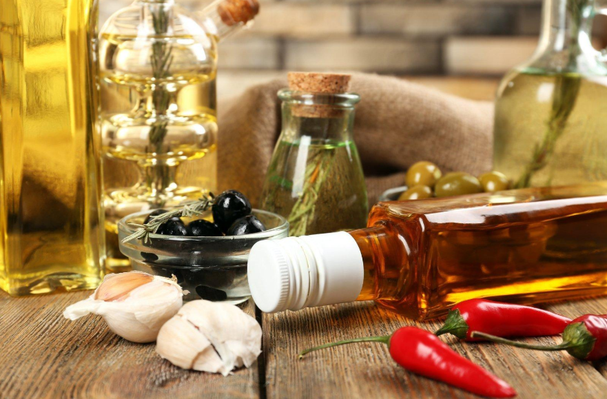 买食用油，不是越贵越好，这5种油，用对吃法才更健康