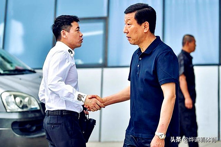 沙拉維為什么來中超（劇情反轉？意媒傳沙拉維對來中超持開放態度，難抵高額年薪是主因）
