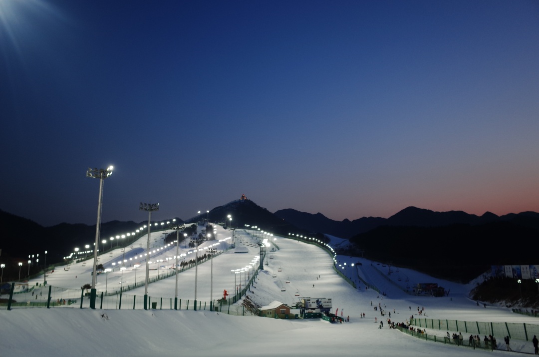 北京南山滑雪场抓拍图片