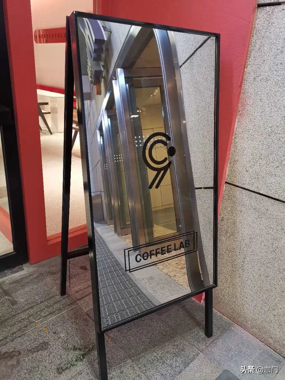 45天，装修出一家“超吸睛”的咖啡馆