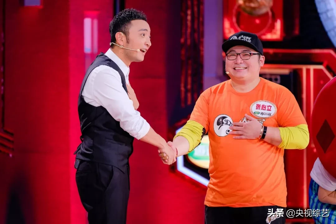 超美新疆姑娘，超高颜值机长，转圈的内蒙汉子，考下53个证的牛人……