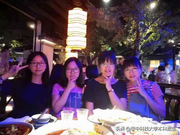 湖北4个神仙宿舍“火了”！保研北大、奖学金达10万元，如今全员深造！