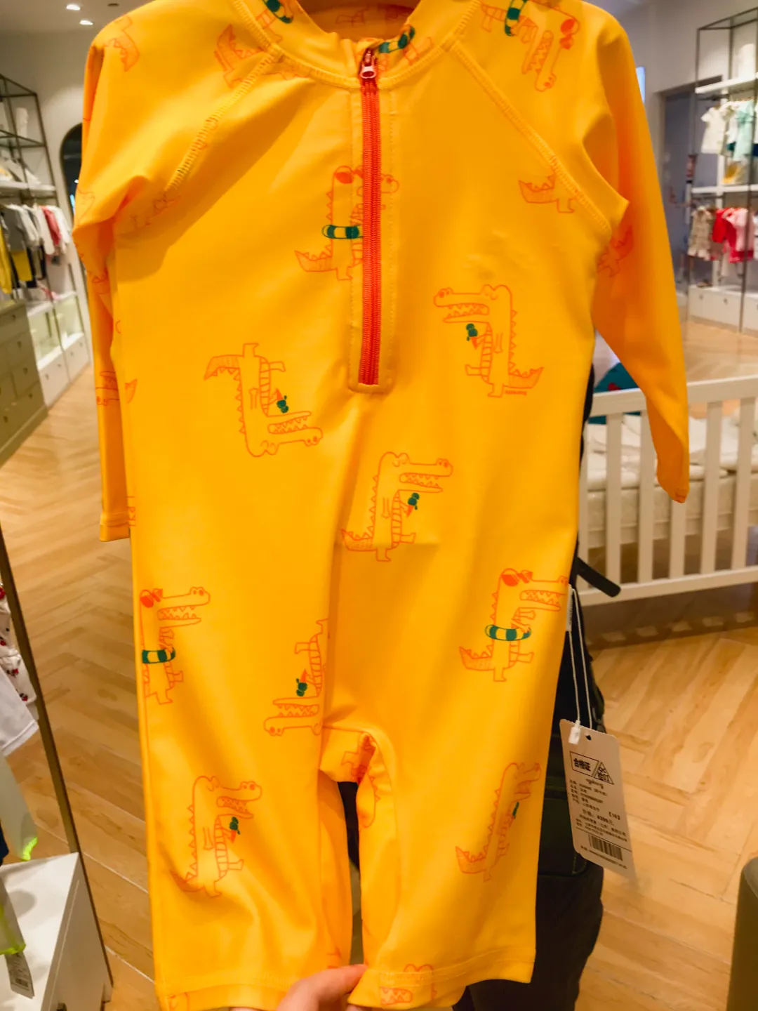 夏日必备泳衣怎么选？22个品牌儿童泳衣测评来了