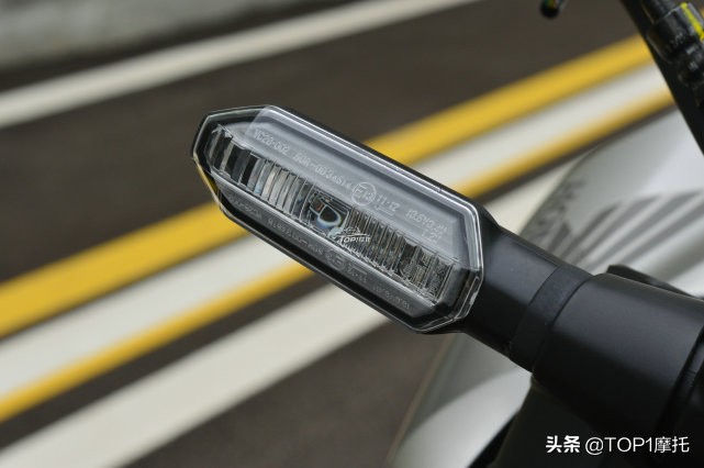被价格掩盖了实力！本田CB300R骑行体验 完美的入门级街车