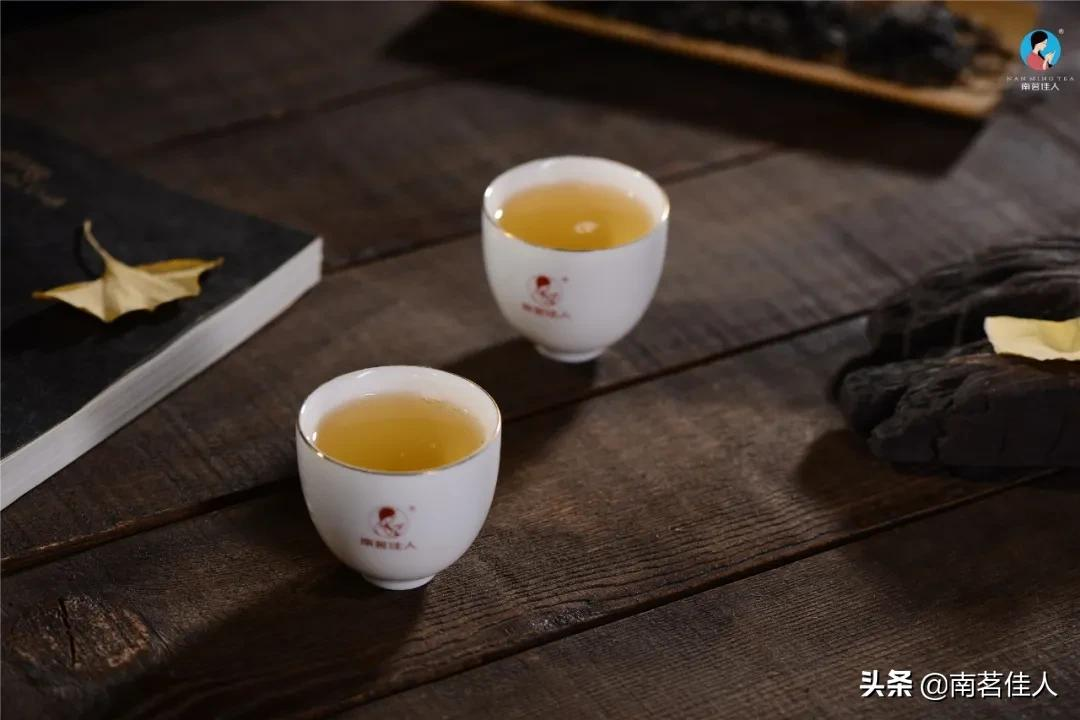 人生漫长的时光,一杯清茶是调味剂