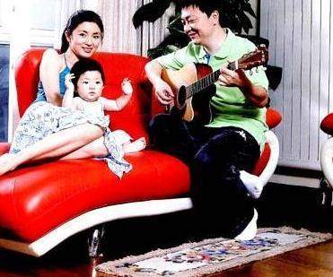 董路老婆董路现任妻子照片