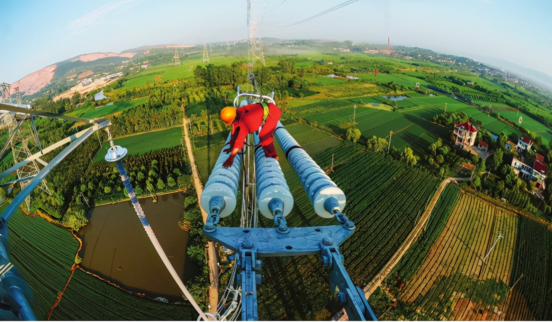 国家电网是个“香饽饽”，考上这三所大学，毕业被录取机会很大