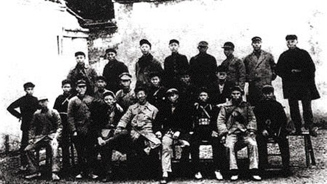 红军曾有11个军团，首任军政主官都有谁？1955年什么军衔？