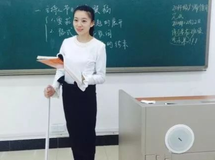 大学生的“好消息”，不仅免费上大学，毕业还可以拿“铁饭碗”