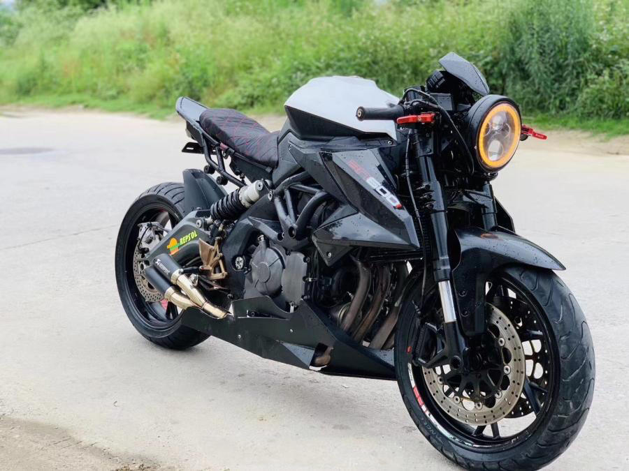 万能的黄龙,贝纳利黄龙600改装作品欣赏