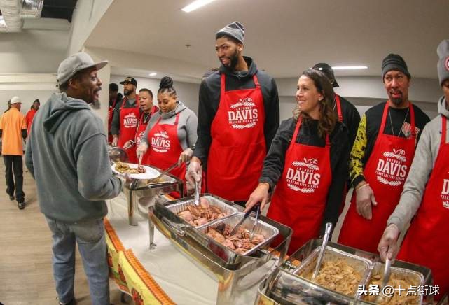 nba圣诞大战为什么不开盘(在美国都是重要节日，圣诞节NBA有圣诞大战，为何感恩节没比赛？)