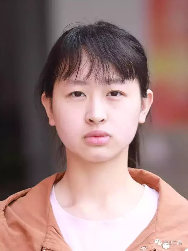 信阳考生豪取河南文科状元，部分高中高考喜报来了