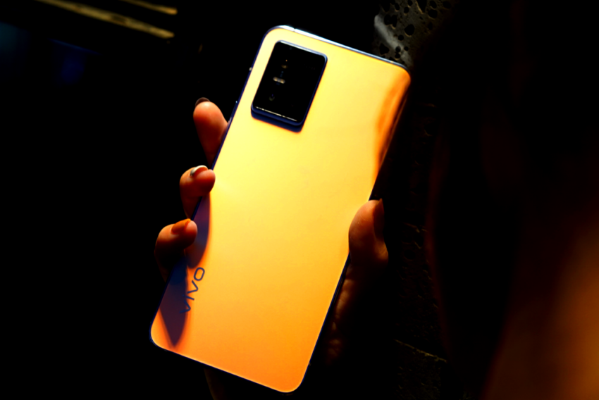 究竟什么才是年轻人想要的自拍？vivo S10 Pro深度评测