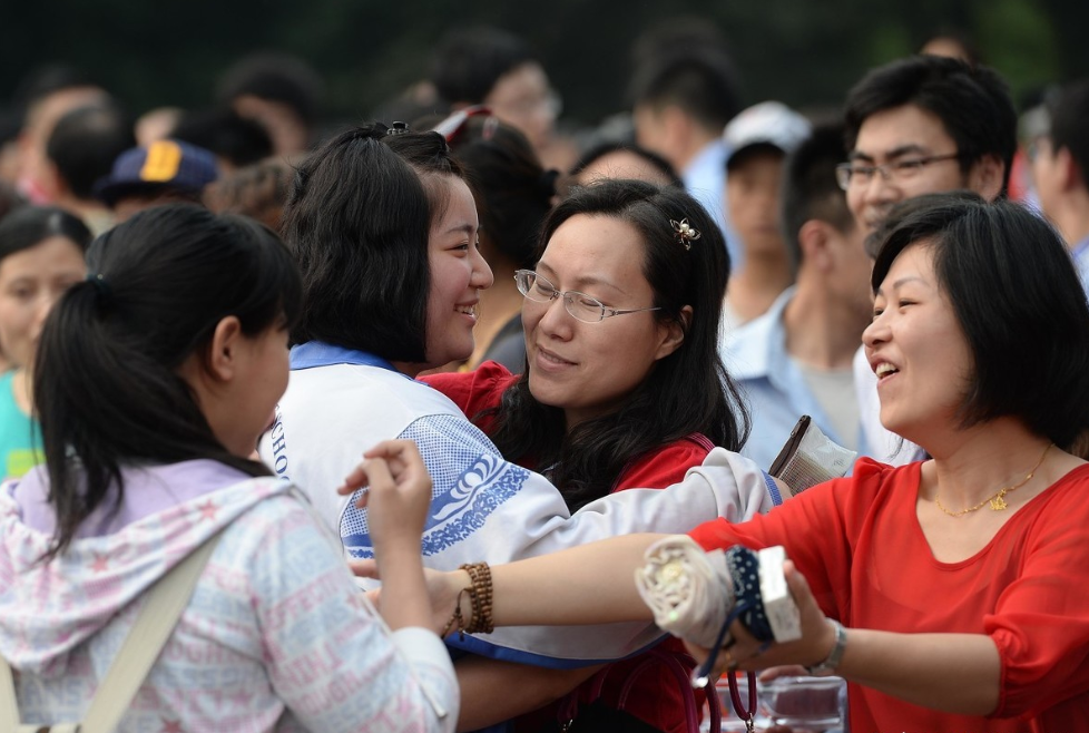 上海这4所野鸡大学臭名昭著，已被人民日报曝光，全国考生要当心