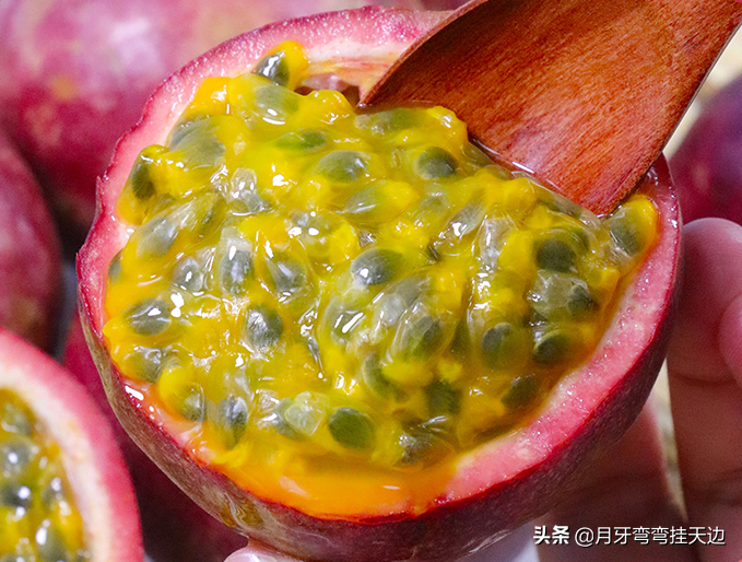 這4種水果,汁水足維C多,好吃又便宜,我家一年四季屯,常吃不厭