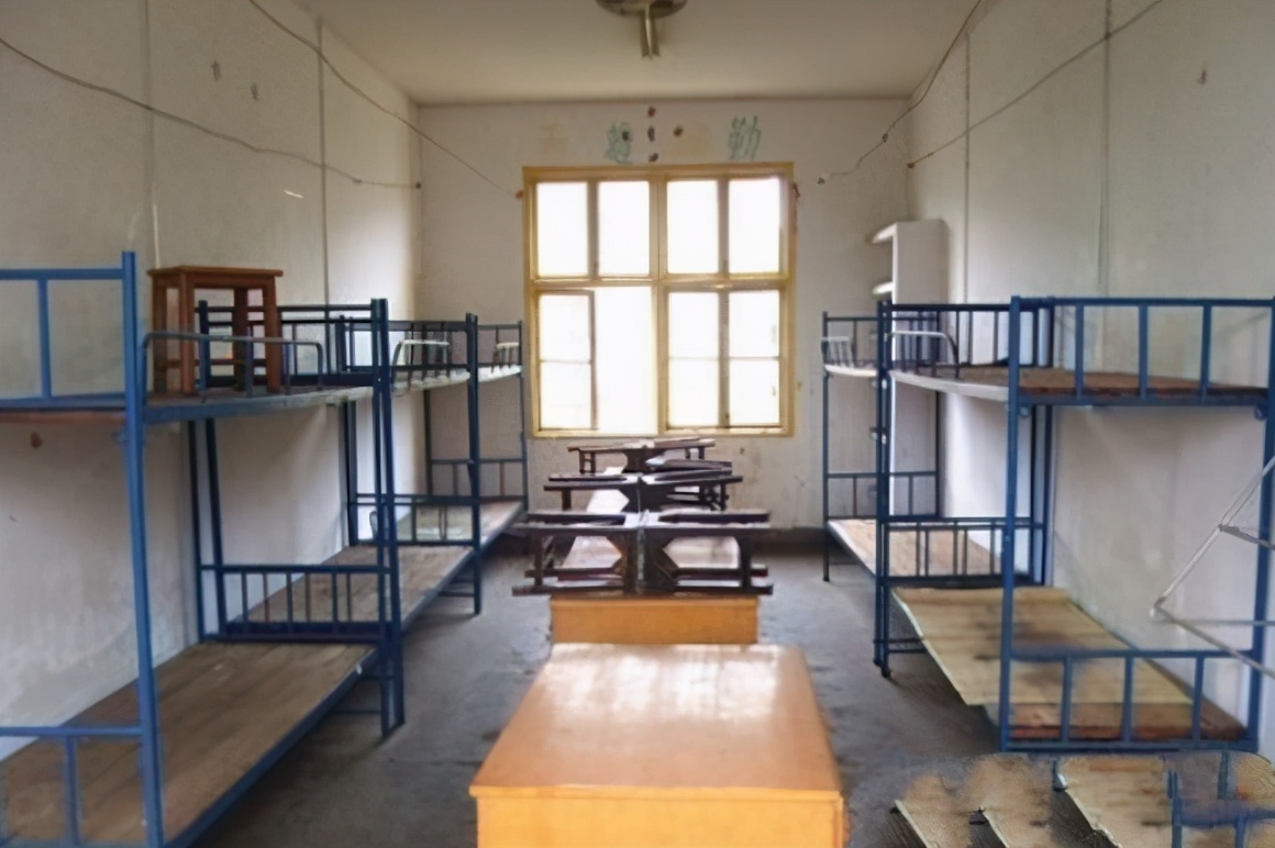 大学宿舍被分为“五个等级”，三等颇受喜爱，一等高端却屡遭吐槽