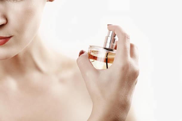 范思哲晶钻香水怎么样，比较有气质有女人味的香水？
