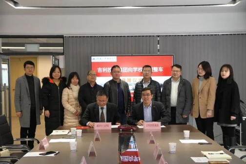 11个岗位抢1个人！湖北这所高校火了，500强、国企都来“抢人”