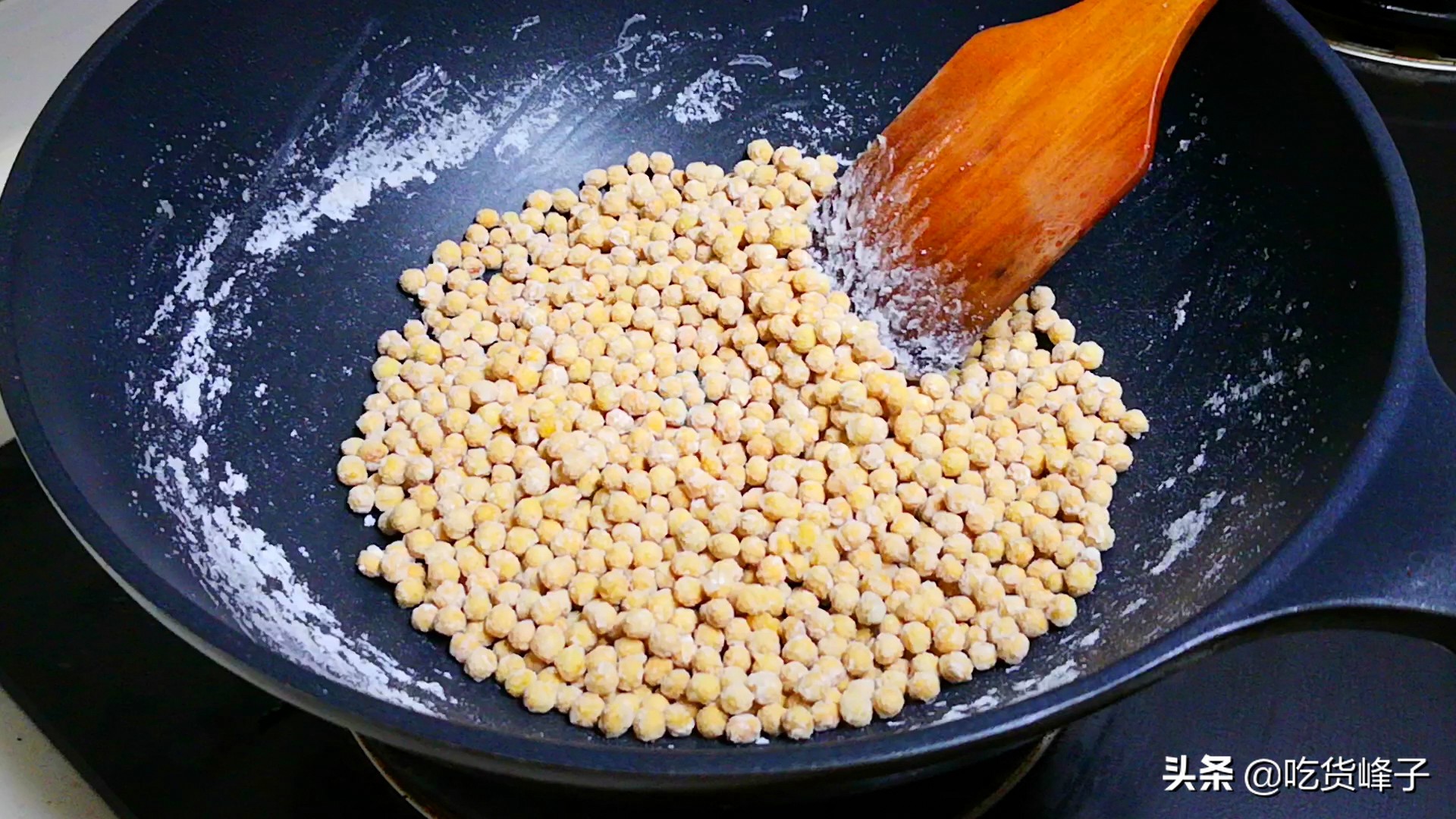 二月二炒豆子的做法(4步教你做每年必吃的二月二炒豆子)