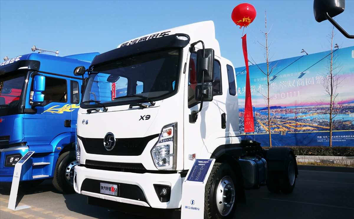 一,印尼的轻卡牵引车