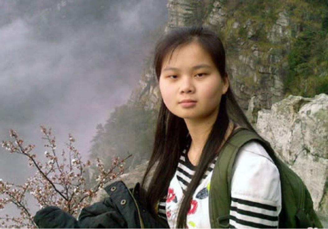 曹晓洁：高考仅385分无奈读大专，却被三家跨国公司争抢，为何？