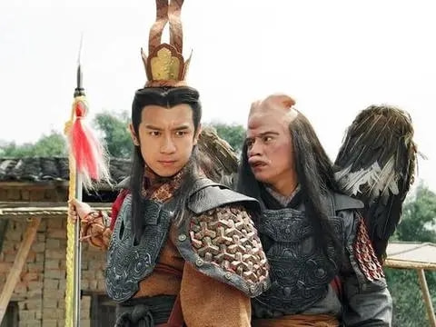 5位港圈中的“渣男”，陈浩民借醉狼吻女模特，罗嘉良被指弃糟糠