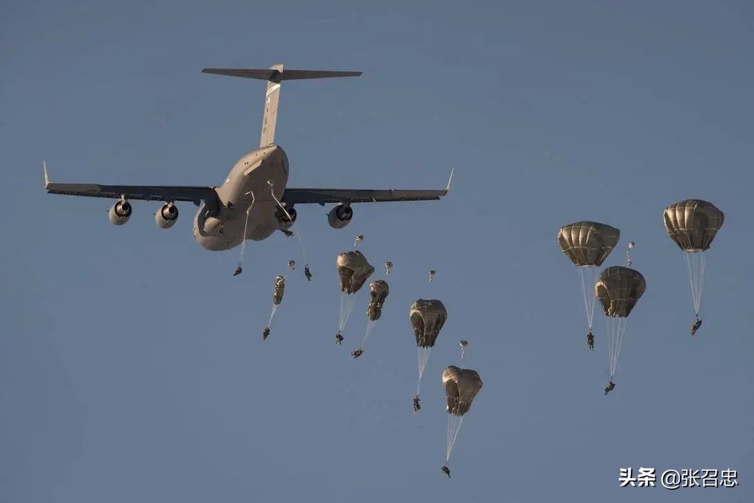 印度为数不多没有摔过的运输机——“环球霸王”C-17 | 图说
