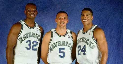 nba有哪些仇人（NBA4對兄弟反目故事：詹姆斯歐文互相取關，杜威二少太可惜）