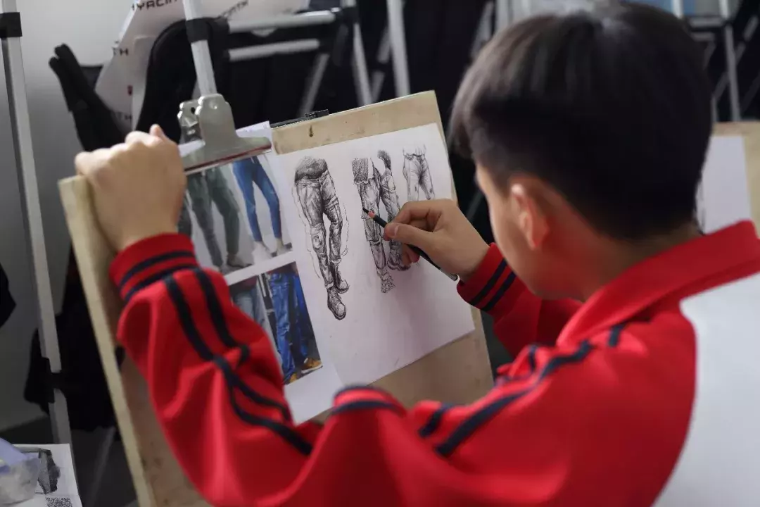 佛山市岭南美术实验中学2019年高中招生方案