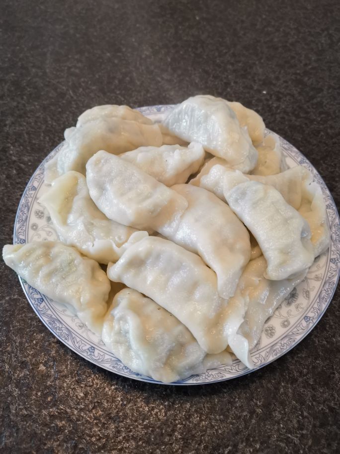在家做饺子皮时这样和面，跟外面买回的一样劲道