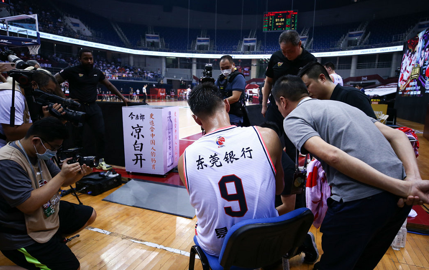 nba哪些球星35岁退役(男篮最强一代仅剩阿联：35岁孙悦退役，3人当教练，姚明地位最高)