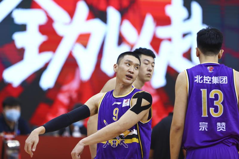 中国人哪些人拿nba戒指(“大圣”谢幕！第一位同时拥有NBA和CBA总冠军戒指的球员足够传奇)