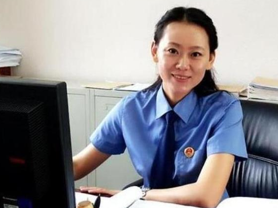 大学生或迎来好消息，符合要求可免试成公务员，职位还能到干部级