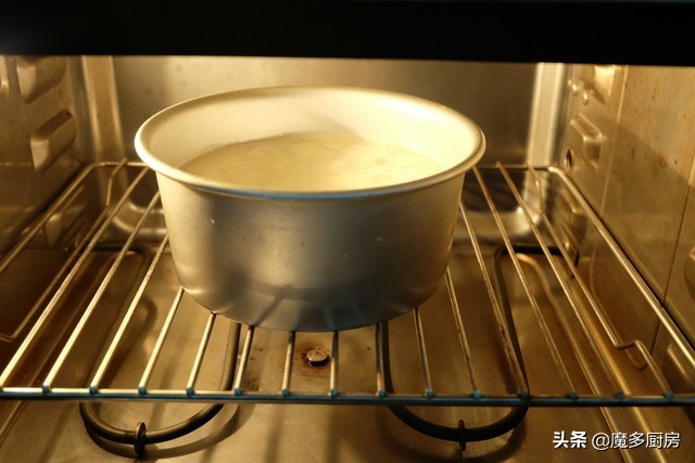 怎么做蛋糕（想吃蛋糕不用买自己在家做更容易）