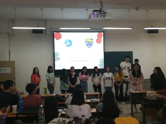 英、美、法、澳等多国专家学者抵达湖北，纷纷与这所大学建立合作