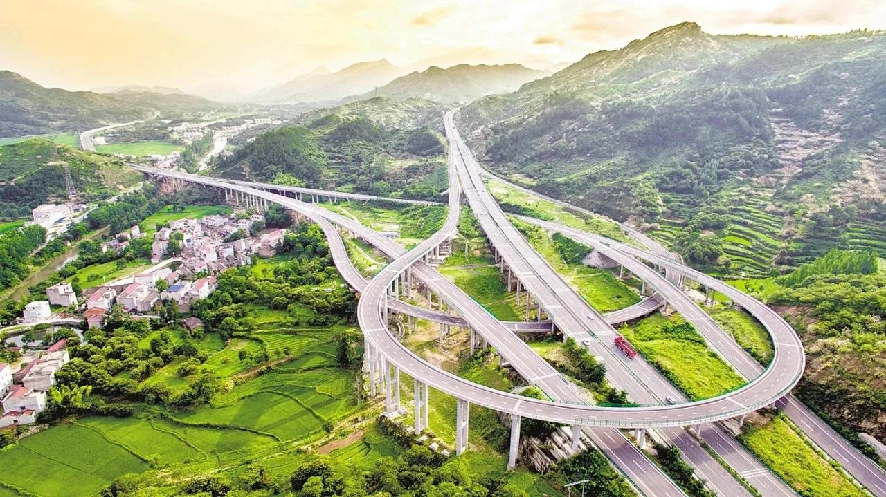 黄冈县市办大学，红安成最大赢家，黄梅蕲春有希望，麻城雄心最大