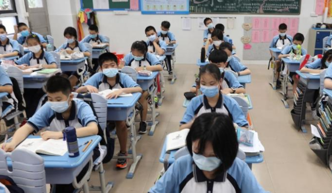 2021中小学寒假即将到来，各校陆续公布放假时间，最长的有40多天