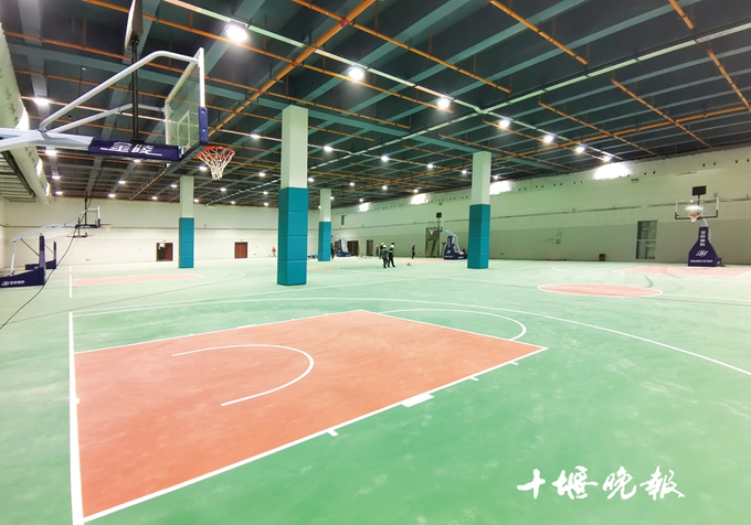 十堰少兒籃球館（「十堰」十堰最大的體育惠民工程 奧體中心綜合訓練館明日試運行）