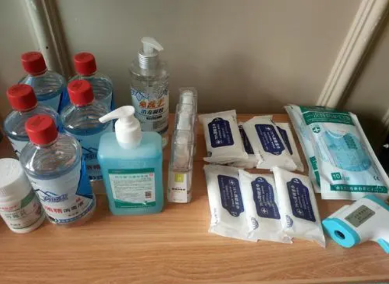 录取通知书到手别急着高兴，准备好“一档三证”，才能顺利报到