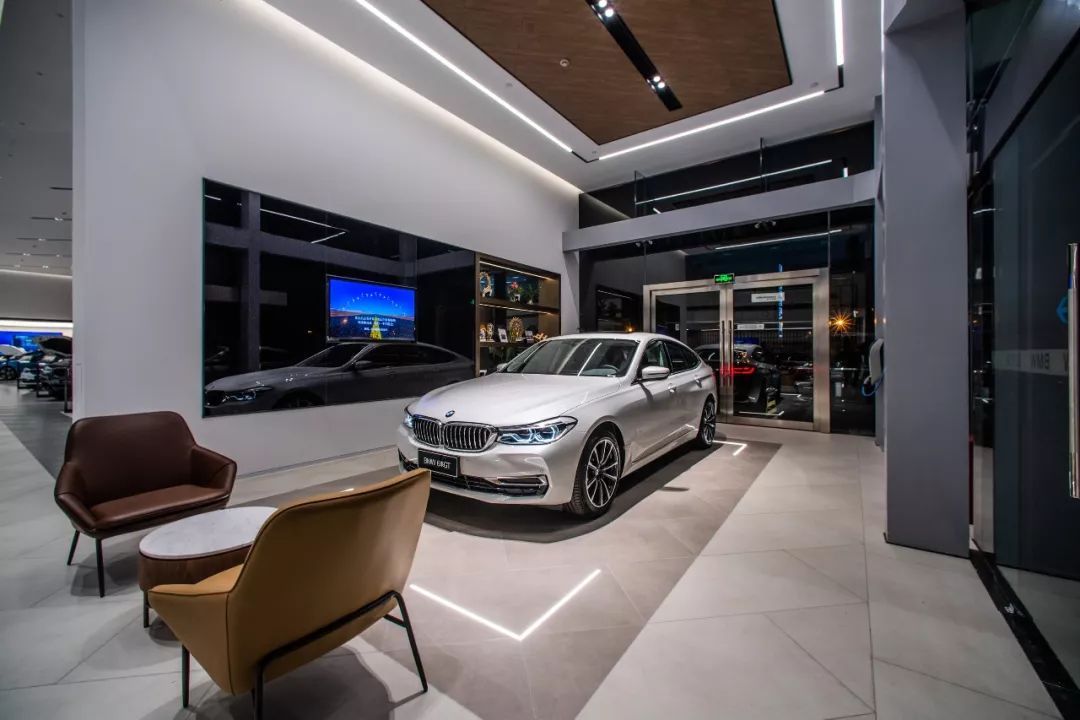 错!宝马全国最新最漂亮的领创展厅已开业