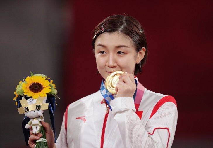 仁川亚运会乒乓球女单冠军(陈梦夺冠,全网祝贺,朱雨玲最难过,看看她们
