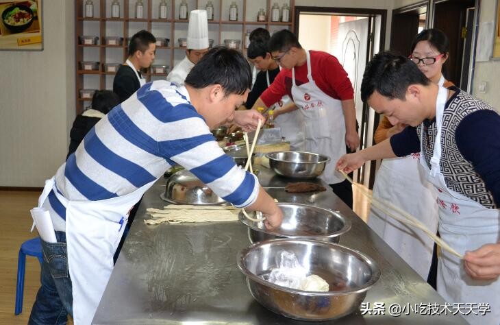 拉条子的家常做法来喽 拉条子怎么做好吃