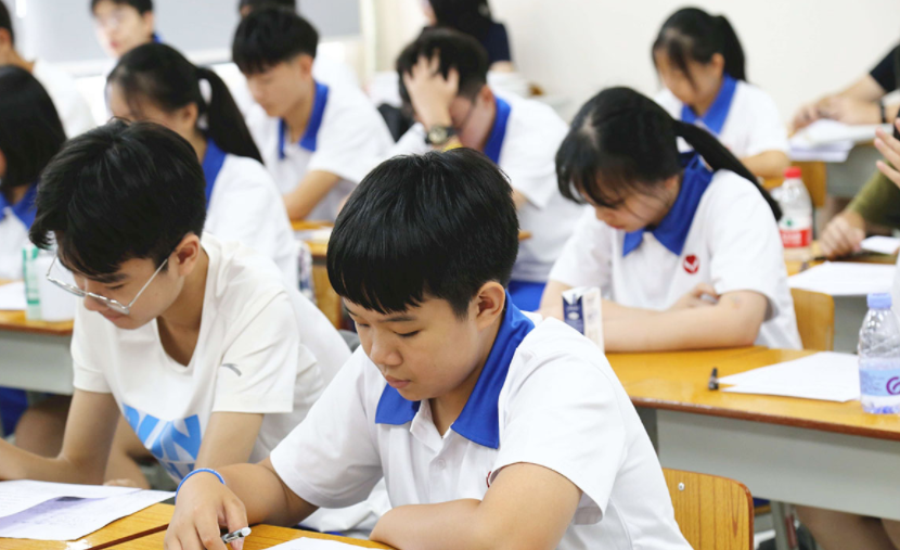 明年高考迎新规，部分学生将被取消考试资格，成绩再优秀也是徒劳