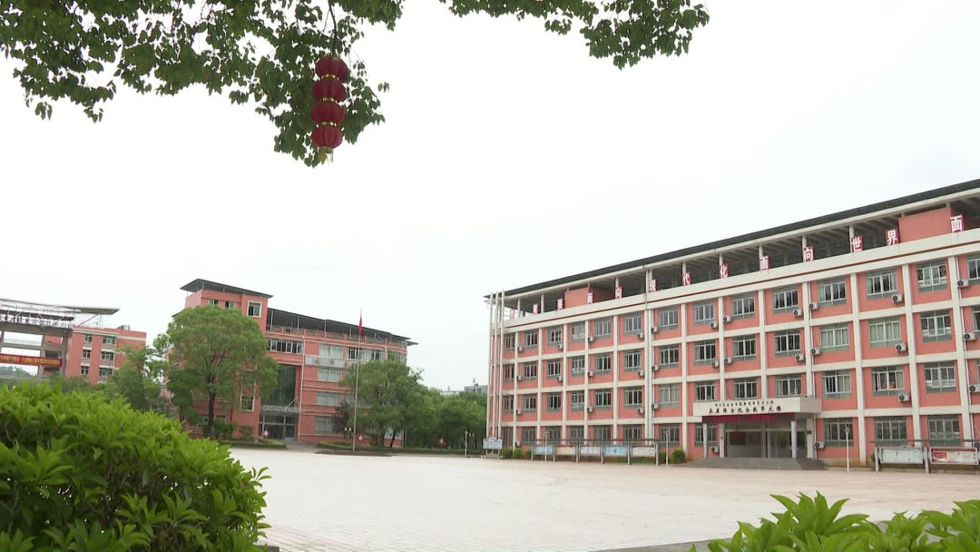 勤字为先,教学为王:平远中学谱写梅州教育教学新篇章