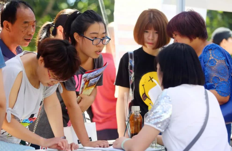 山西省大学招生遇“滑铁卢”，同大表现惨不忍睹，低分考生快上车