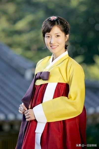 王光娜虽是汉族却加入了韩国，真是悲惨啊？饰演爱的是某个学生时代的全校女神