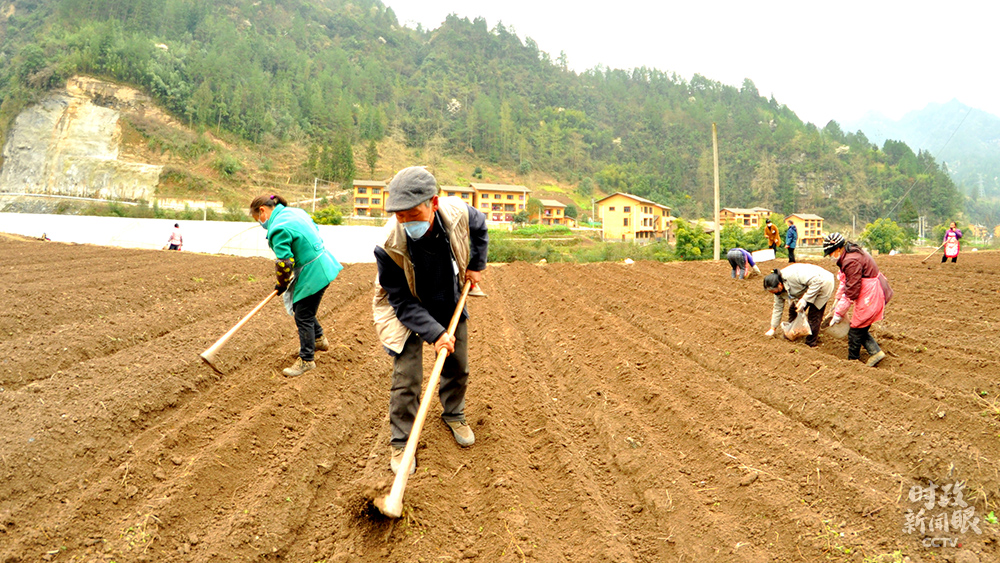 时政新闻眼丨在脱贫攻坚最大规模会议上，习近平要求这样兑现承诺