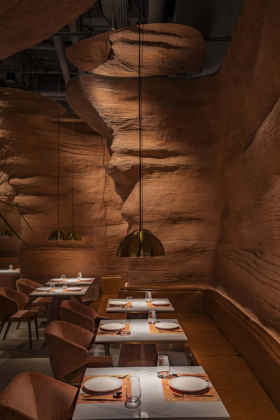 深圳大望村艺术小镇(创意餐厅)-天道酬勤-花开半夏